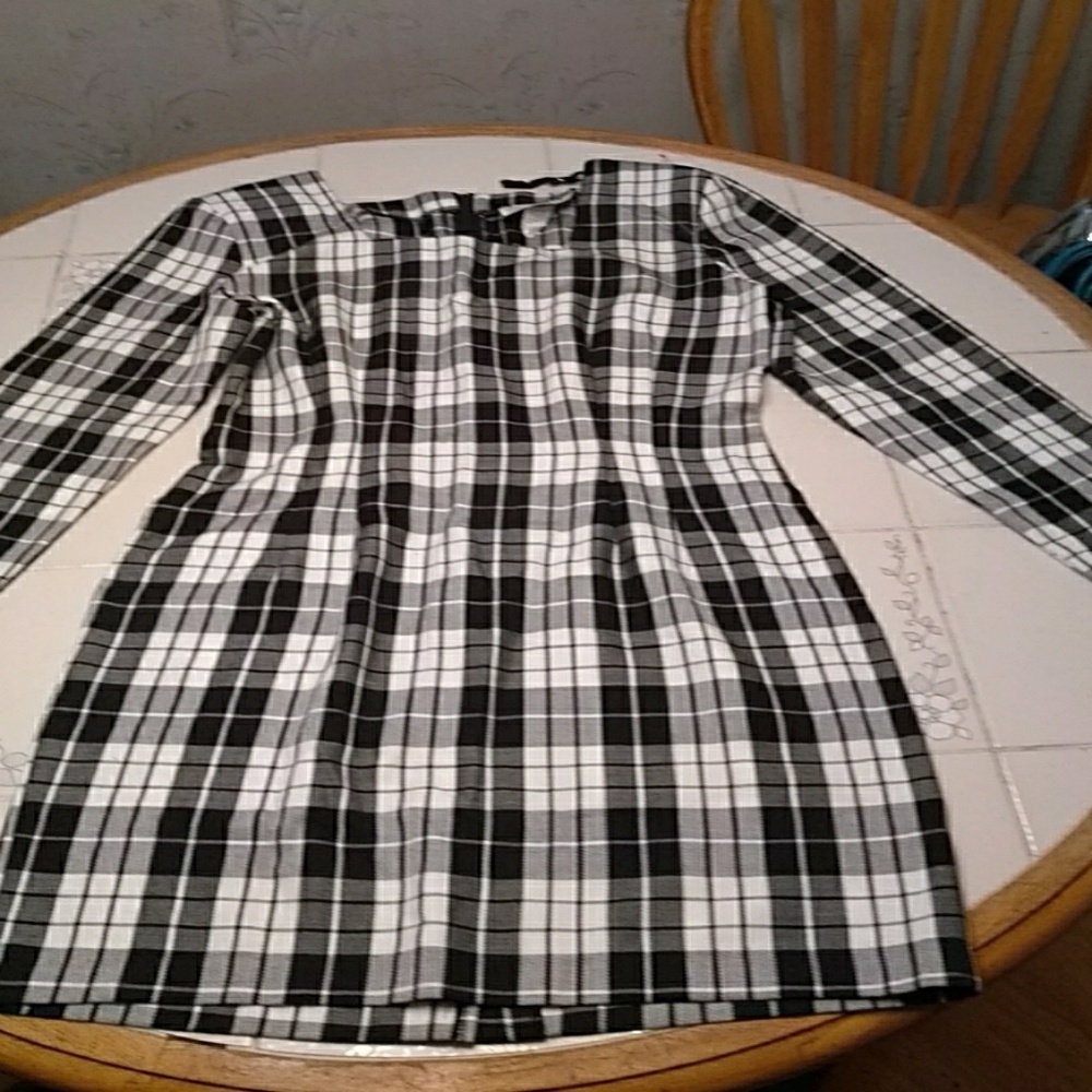 Vintage 80s dress with shoulder pads  277